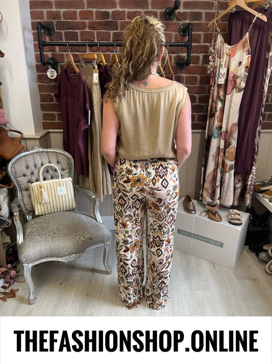 Remi gold sateen sleeveless top 10-14