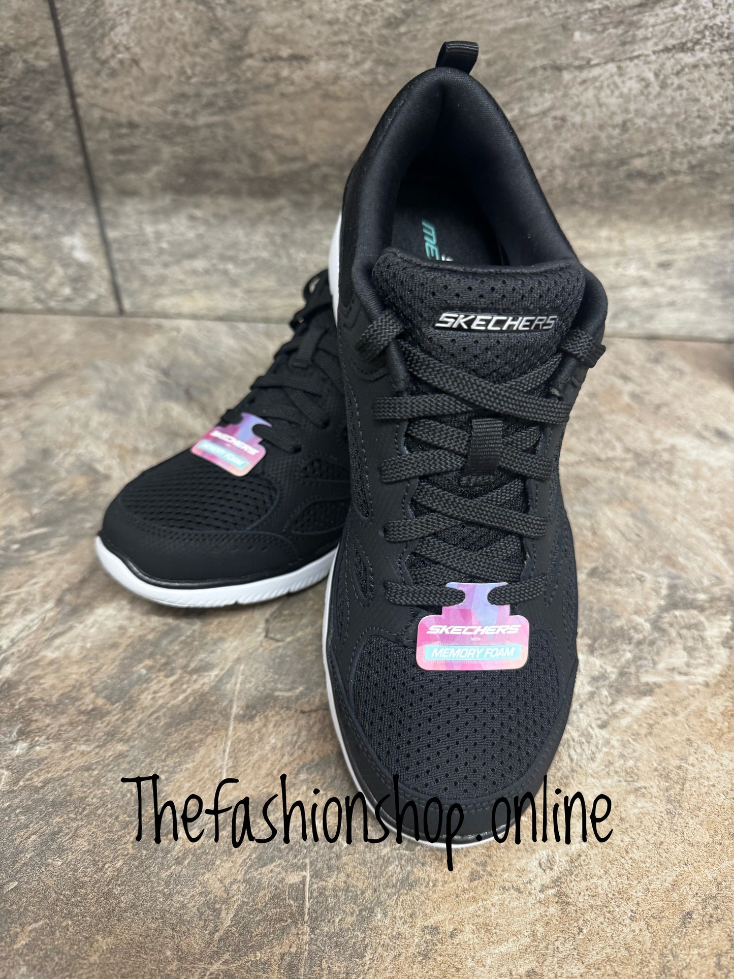 Skechers black and white Summits Suited trainers sizes 3-8