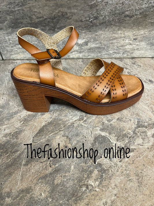 Sandy tan block heel sandal sizes 3-8 (36-41)