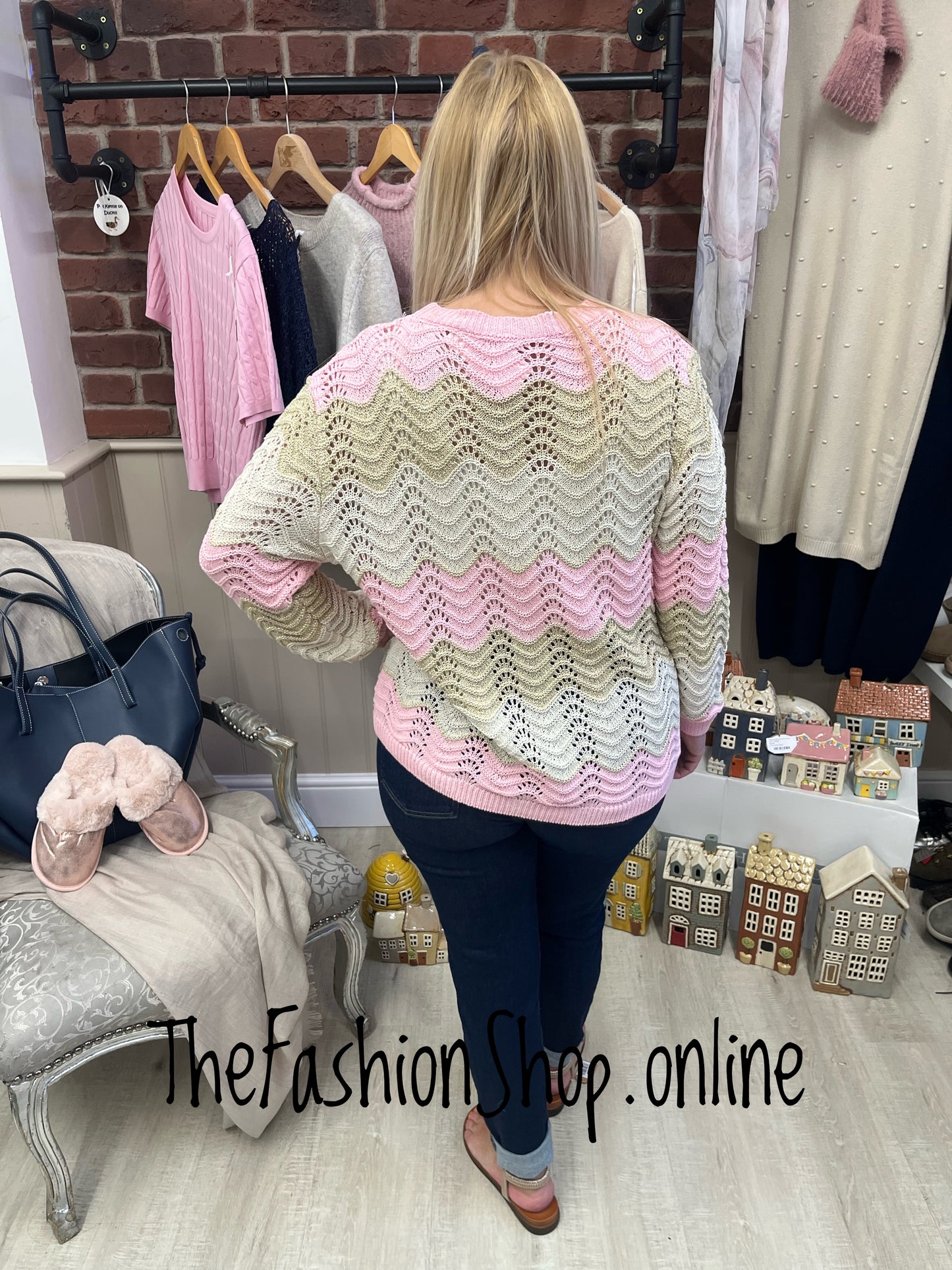 Danielle pink and gold wave detail jumper 8-16