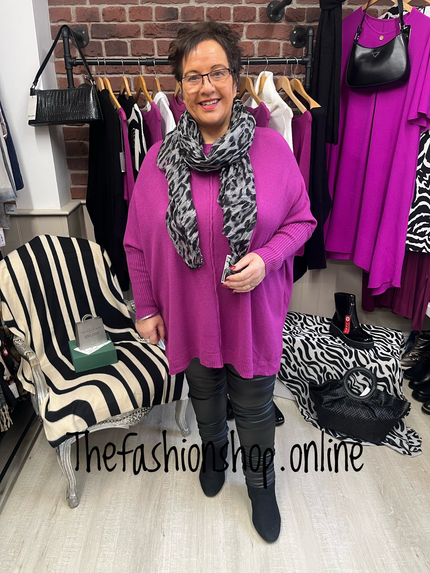 Plus size magenta seam detail jumper 16-24