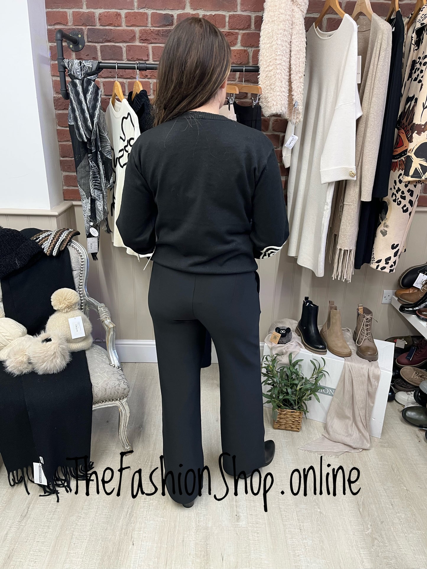 Rebecca black embroidered jumper 8-12