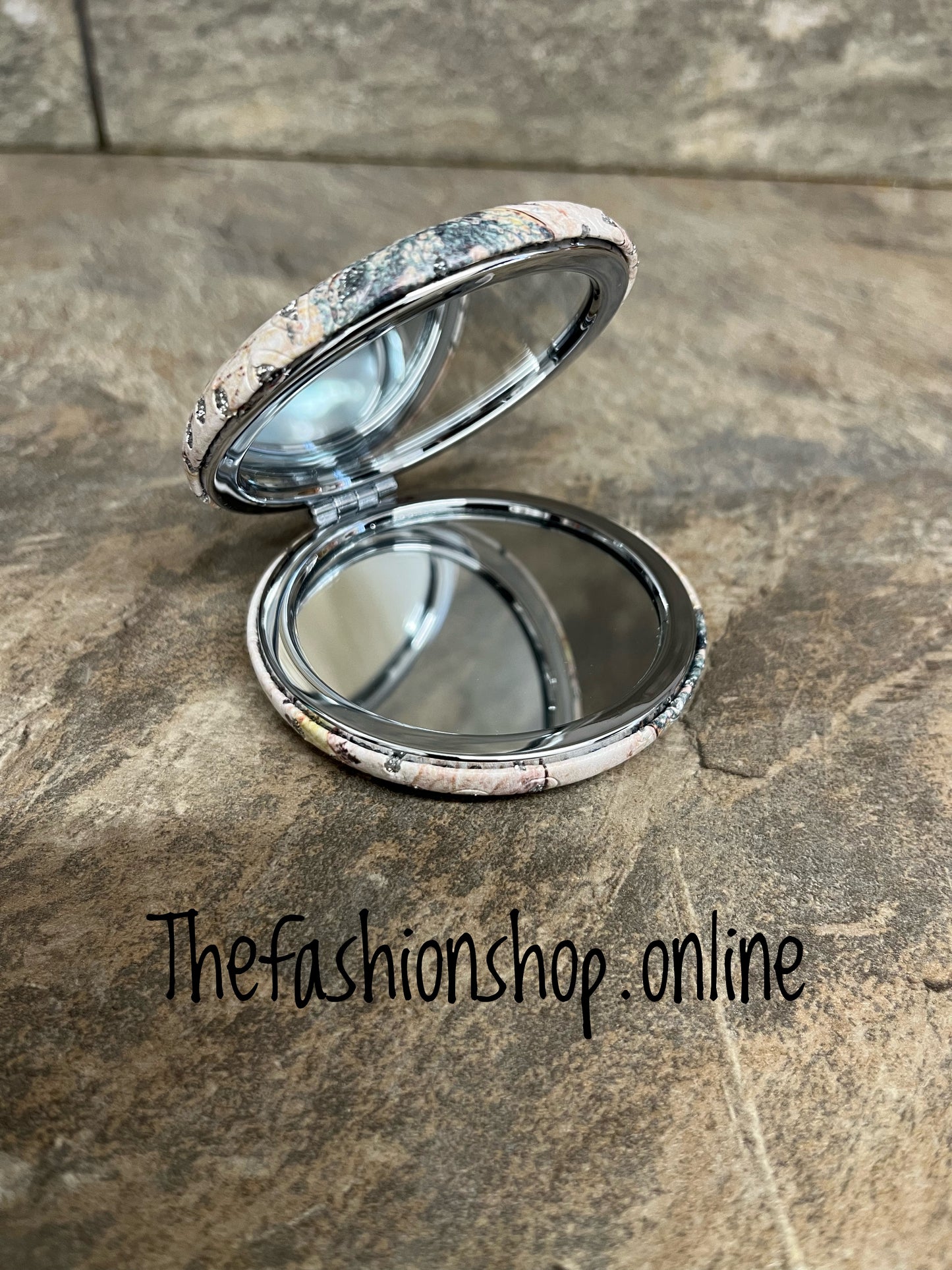 Sarah Tempest starfish compact mirror