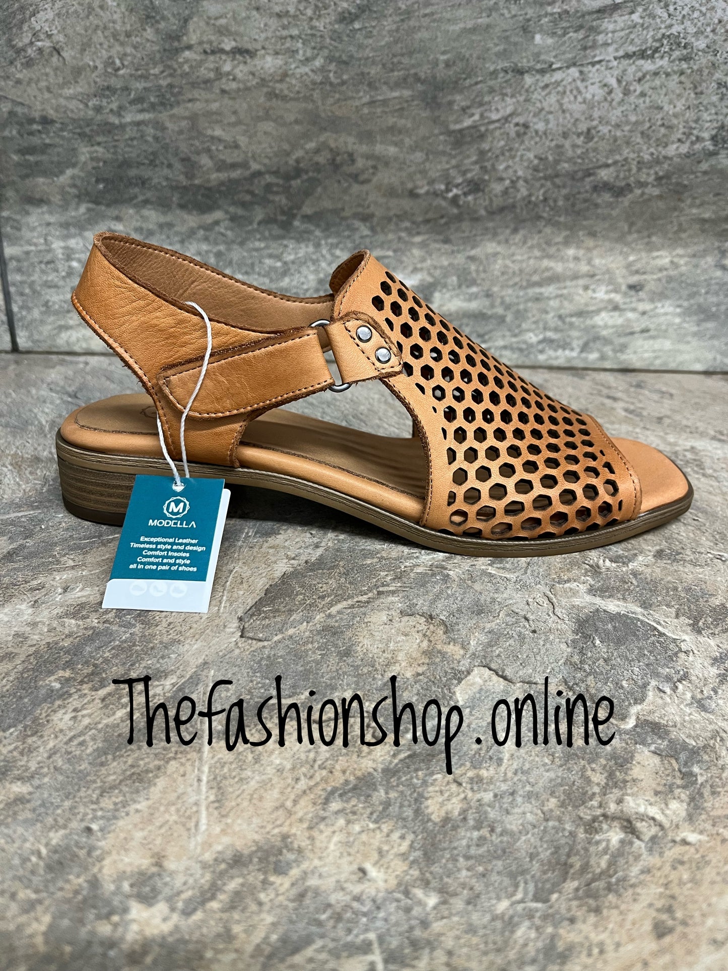 Modella Beatrice tan leather honeycomb sandals sizes 4-8 (37-41)