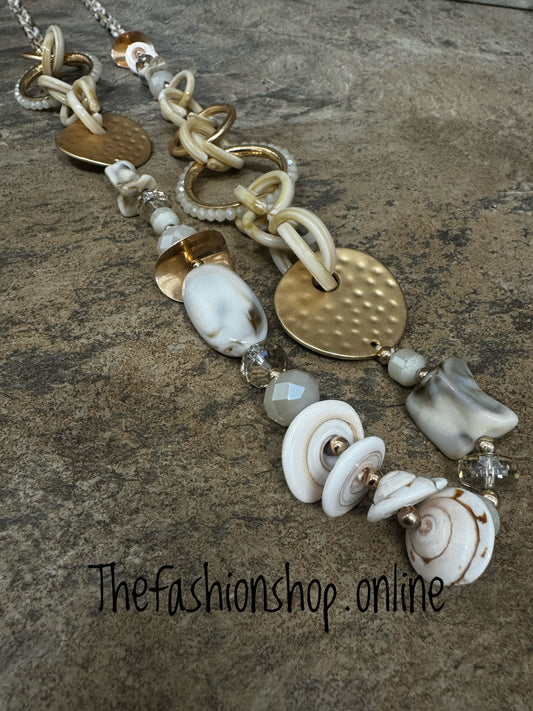 Stone and beige multi shells necklace