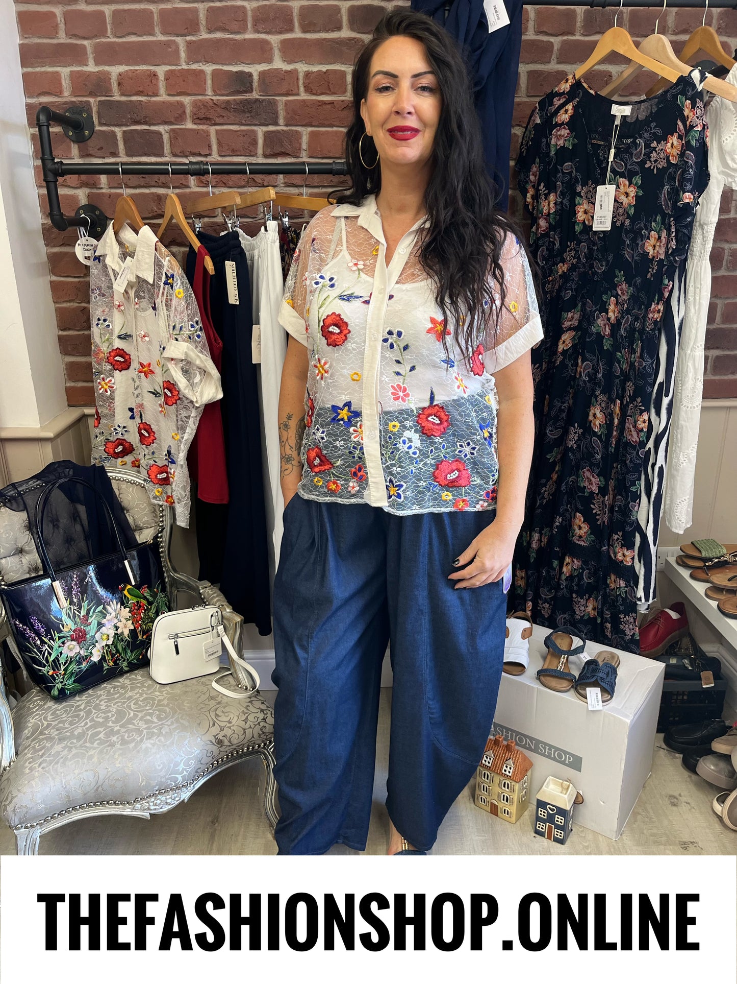 Ashley lace floral blouse with vest 10-16