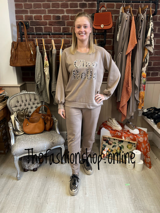 Bella mocha sweatshirt 10-16