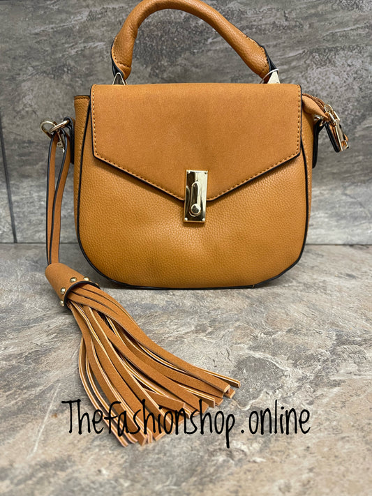 Camel tassel saddle bag