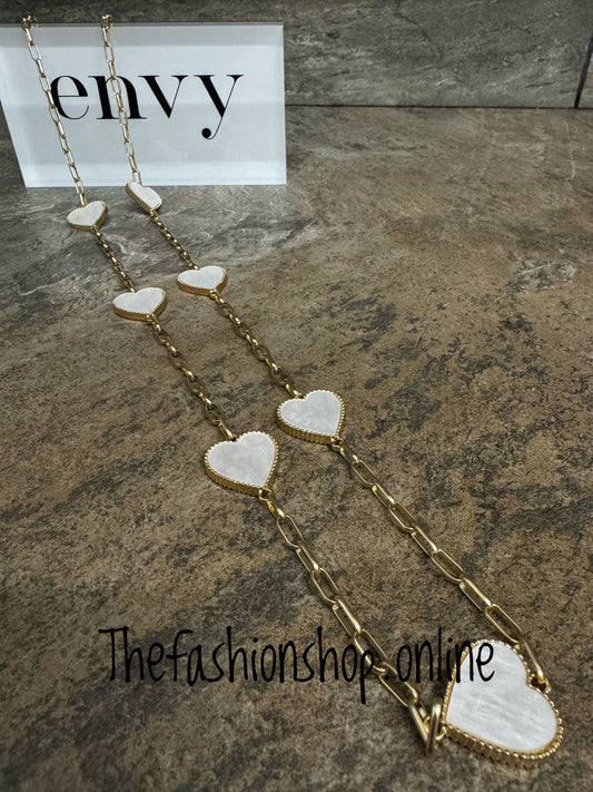 Envy long gold necklace with white hearts