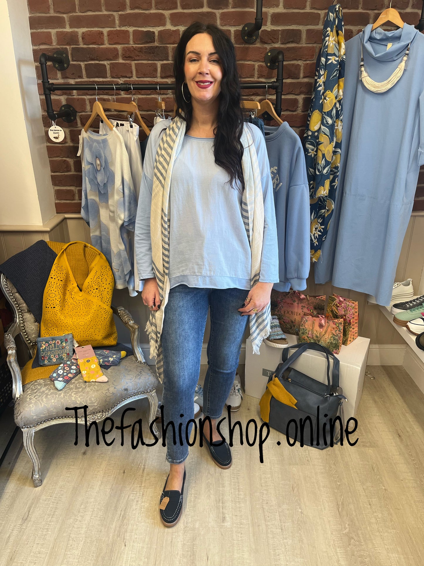 Lucy blue linen mix top 12-18