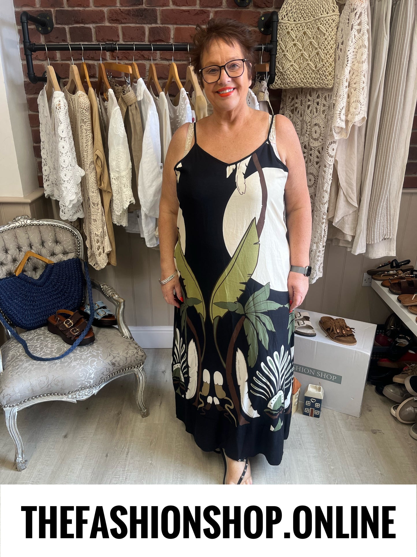 Fly Out Scenic Palm Tree Strappy Linen Mix Dress in Black 12-18