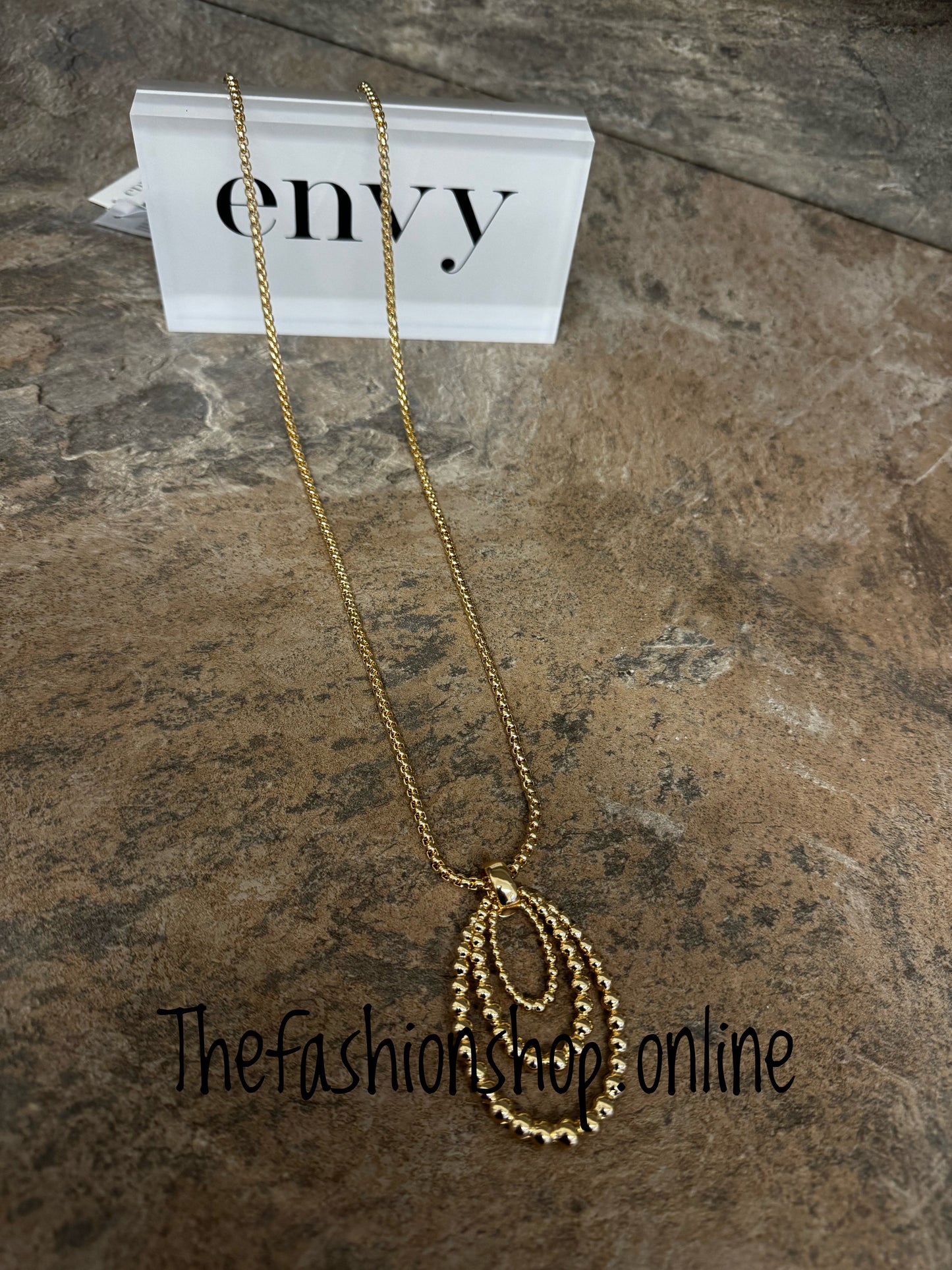 Envy gold beaded necklace with pendant