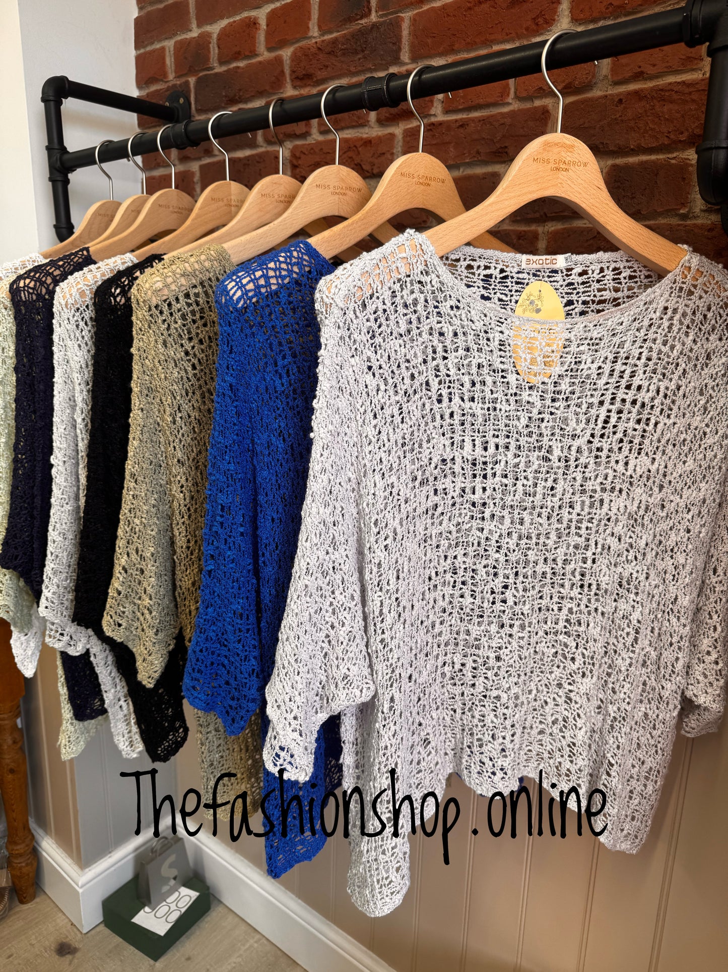 Silver popcorn open knit top 10-20