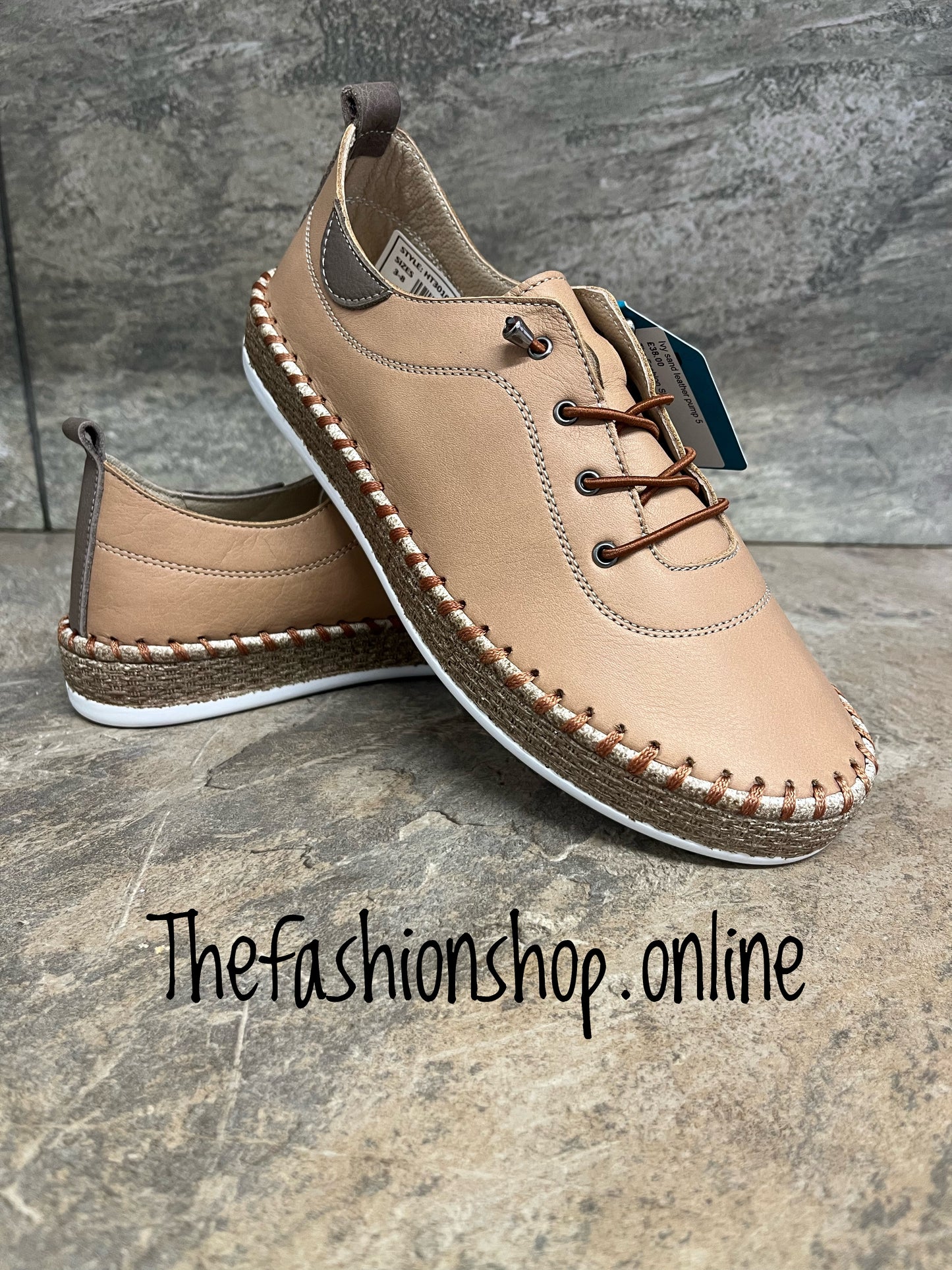Ivy sand leather pump sizes 4-9 (37-42)