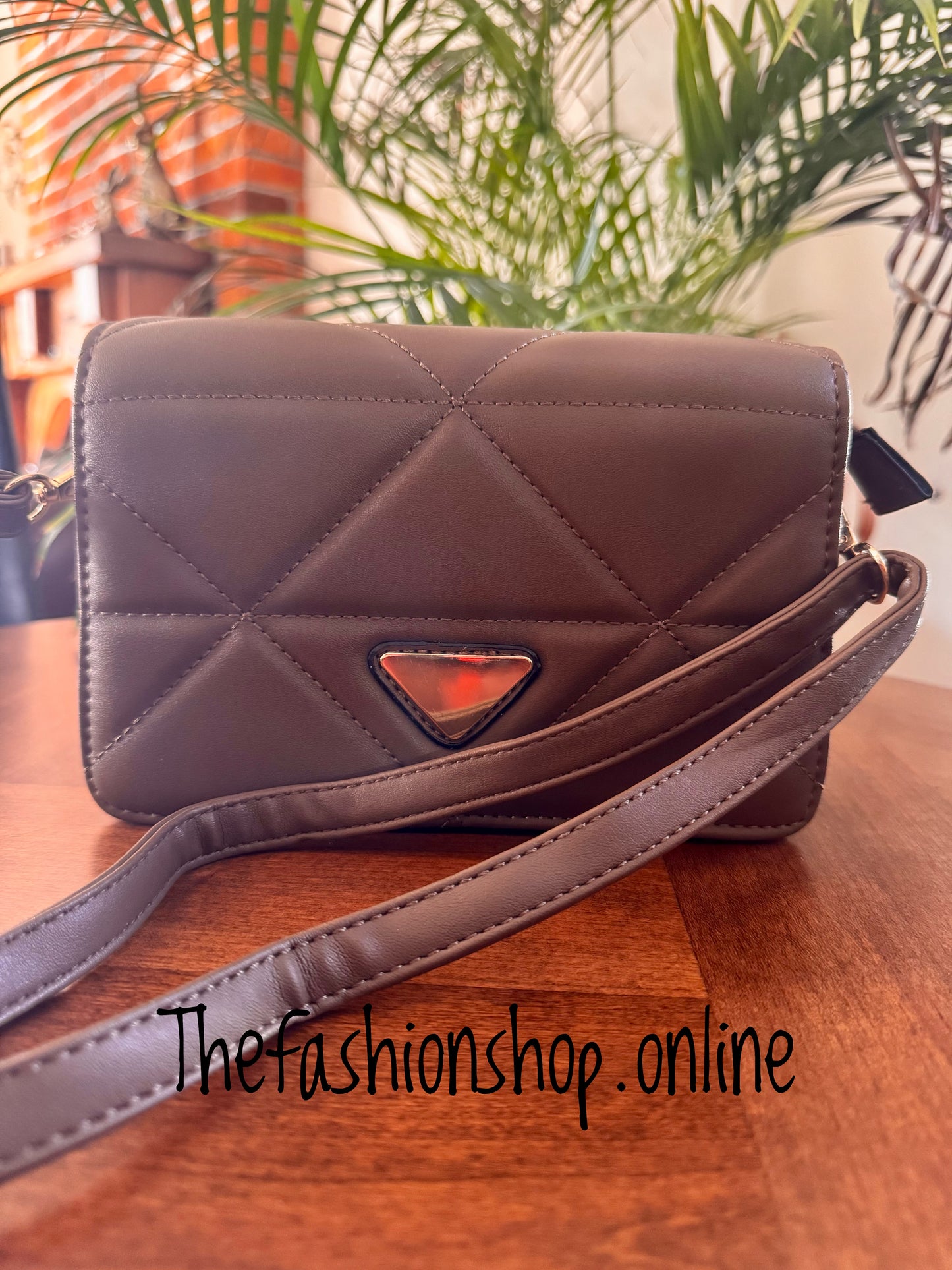 Pixie Quilted Bag in Brown