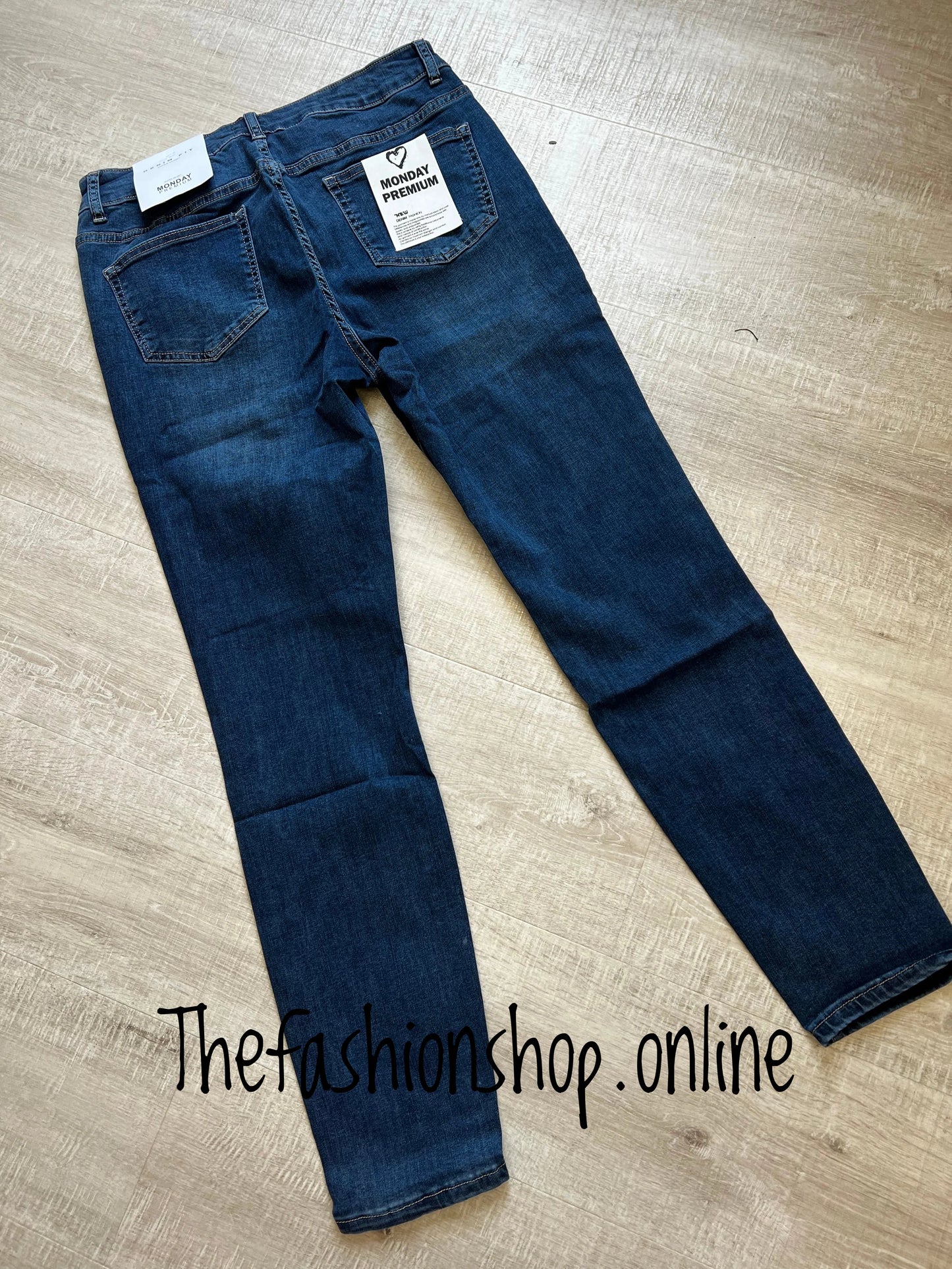 Premium dark denim ladies fit jeans sizes 10-20