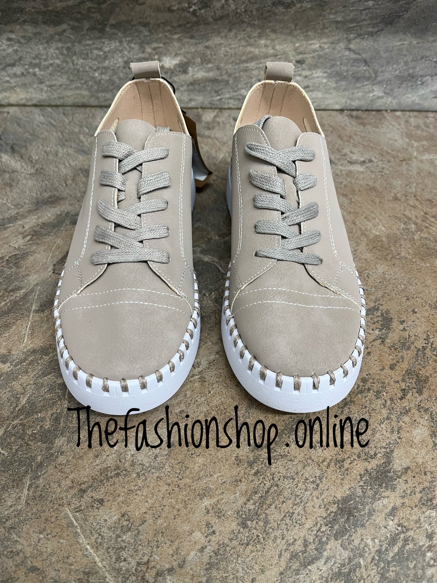 Heavenly Feet taupe Astrid trainers sizes 4-7 (37-41)