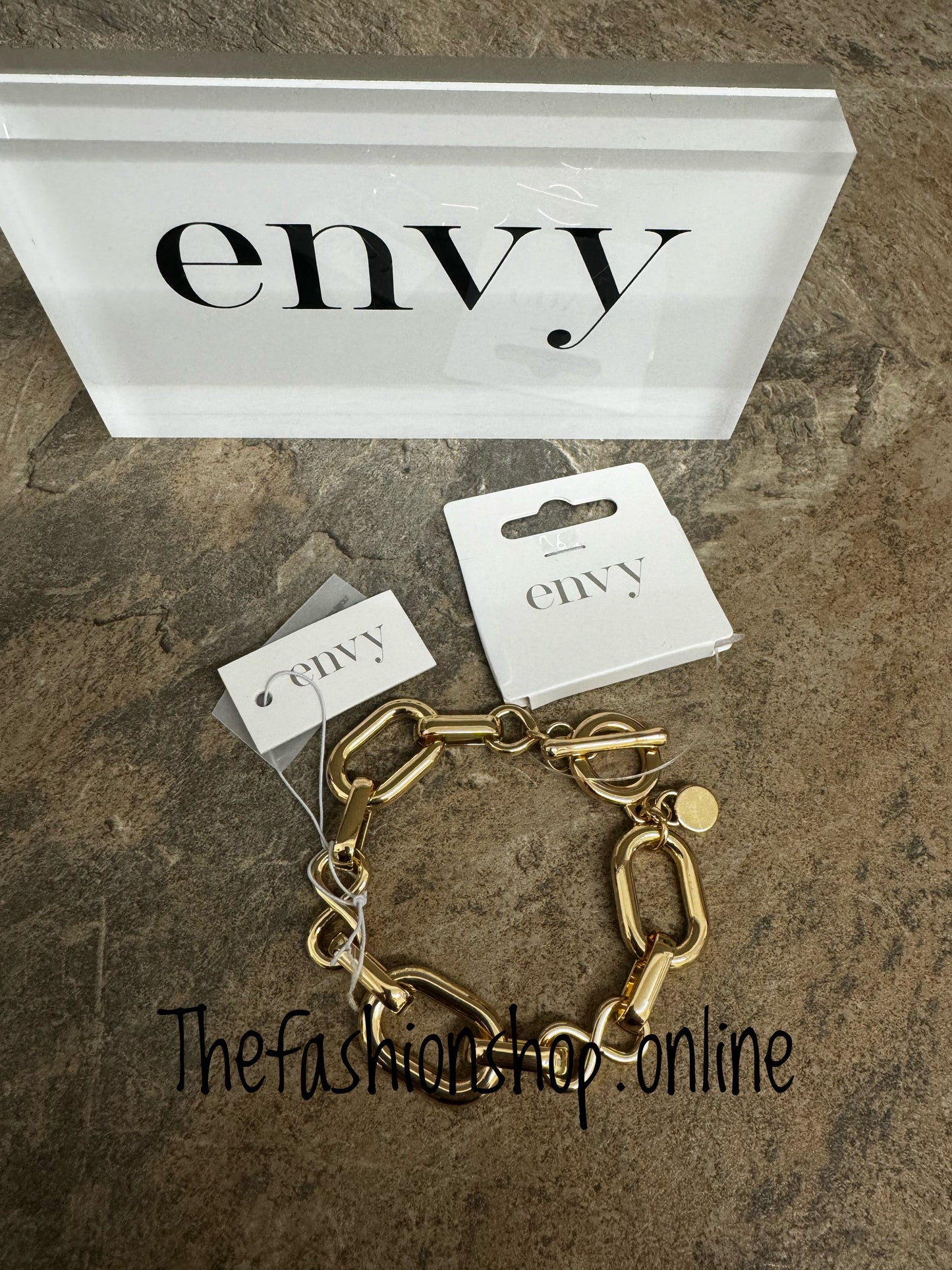 Envy gold links t bar bracelet