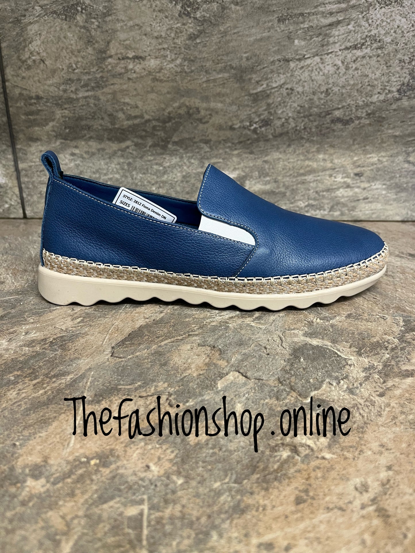 Fiona denim blue leather pump sizes 4-8 (37-41)