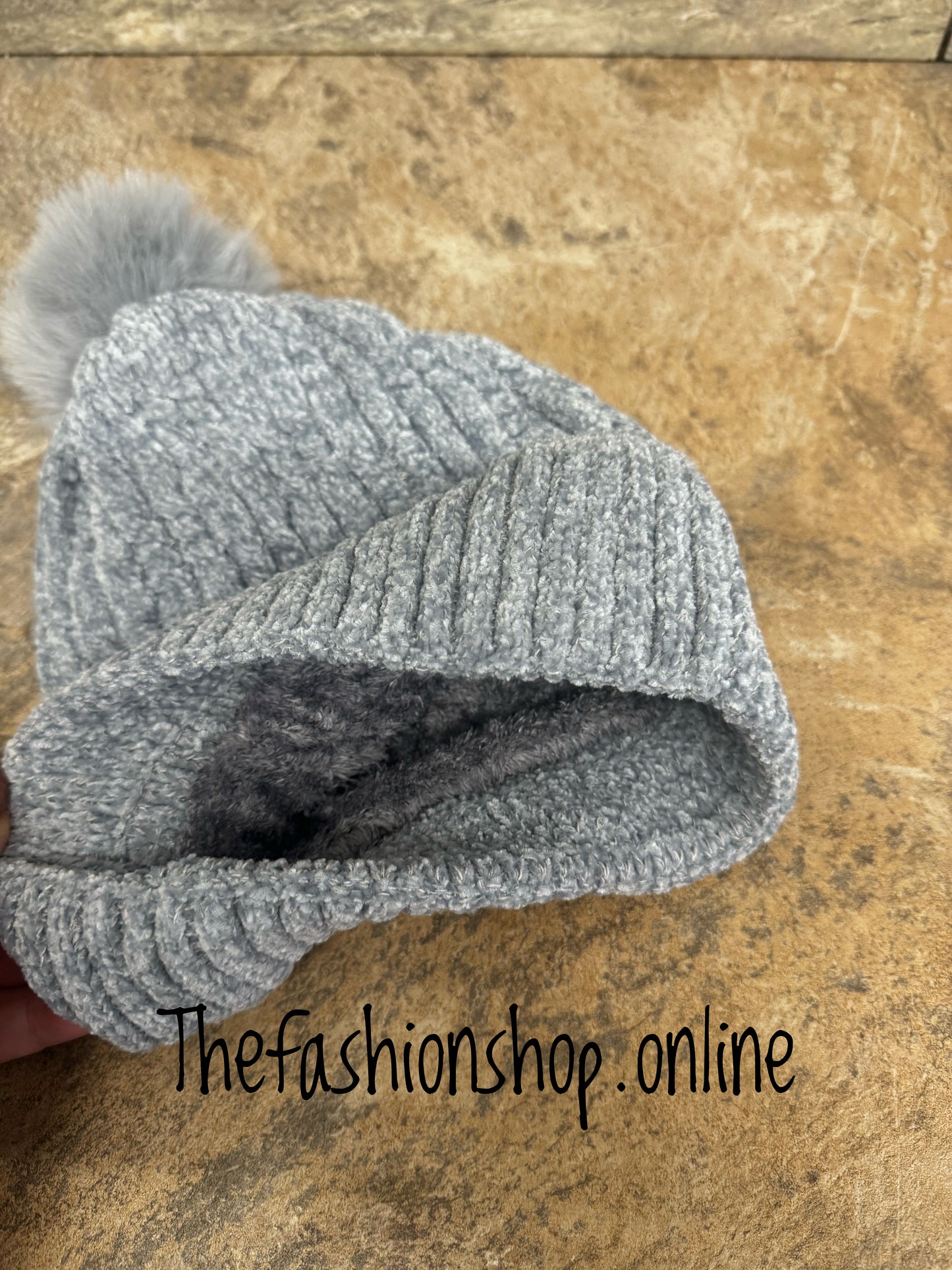 Grey chenille fleece lined pompom hat