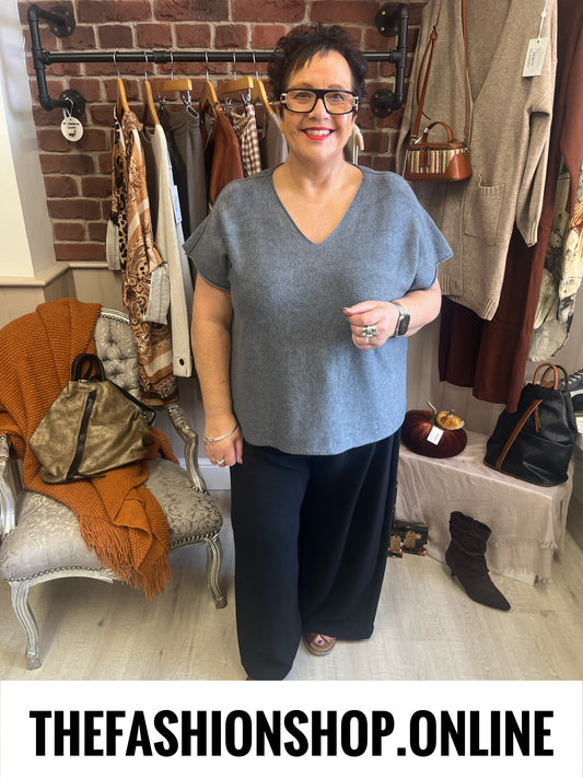 Elsa Charcoal V neck knitted top 10-20