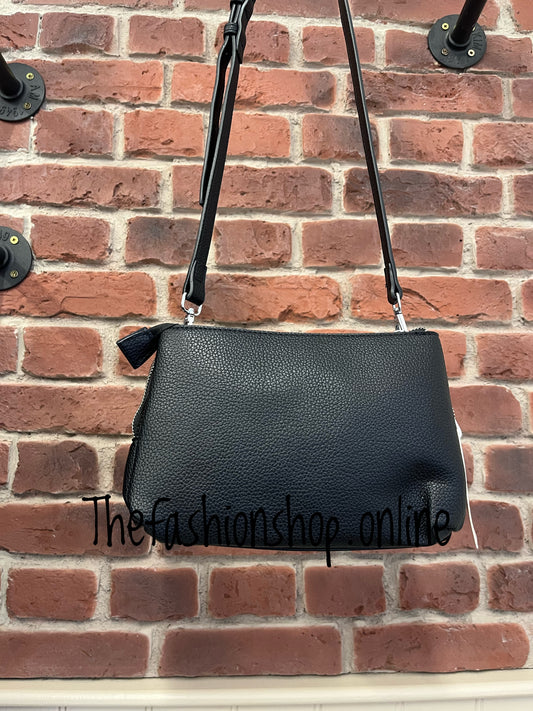 Hannah black triple compartment bag