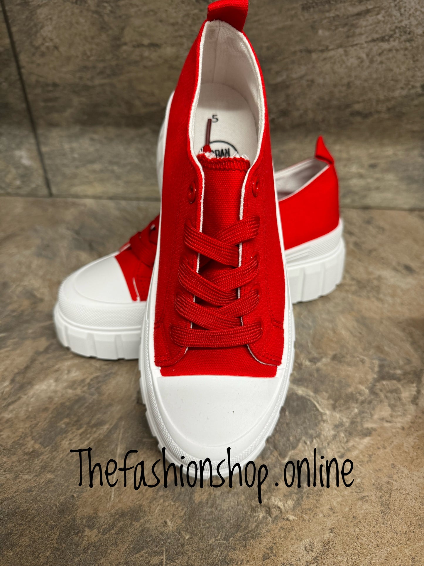 Red chunky platform sole trainer 4-8