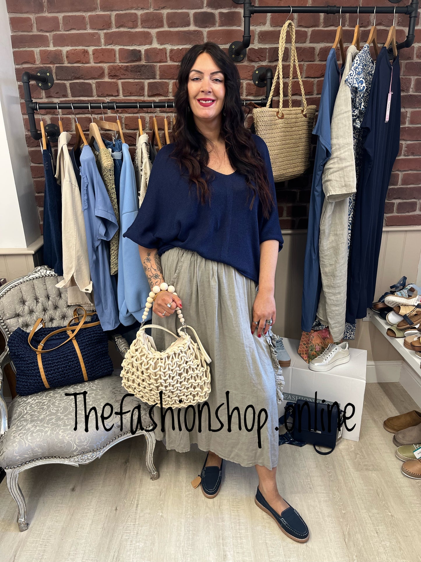 Eleanor navy knitted v neck top 10-18