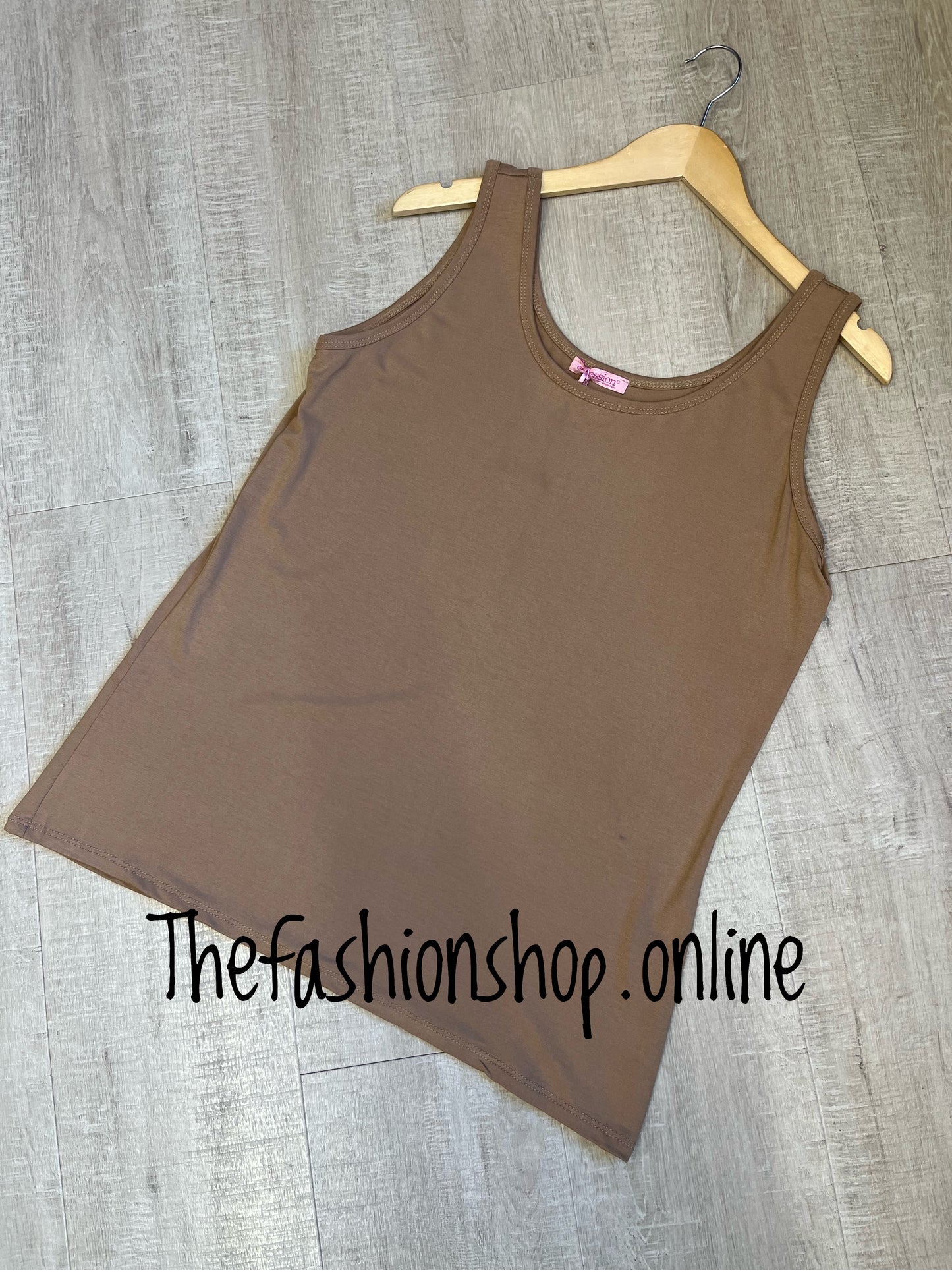 Camel quality round neck vest 10-16