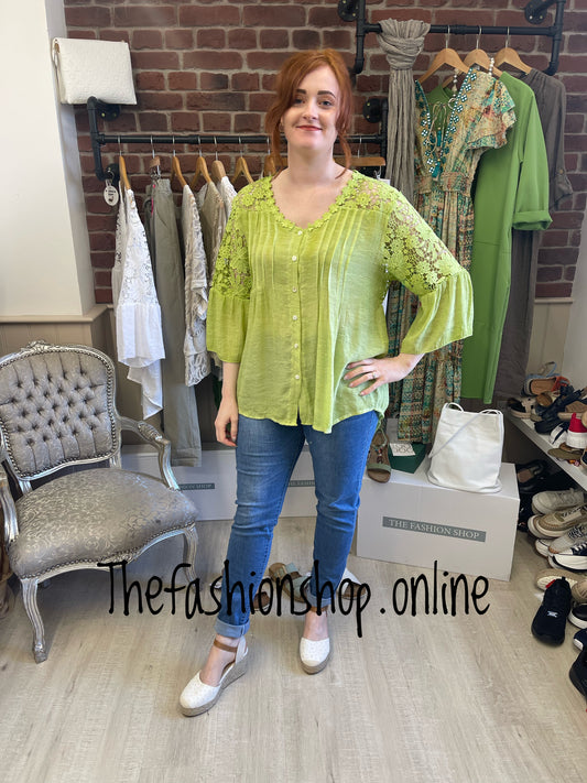 Lime lace back blouse 10-14
