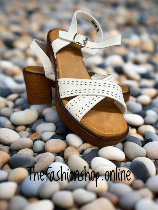 Sandy white block heel sandal sizes 3-8 (36-41)