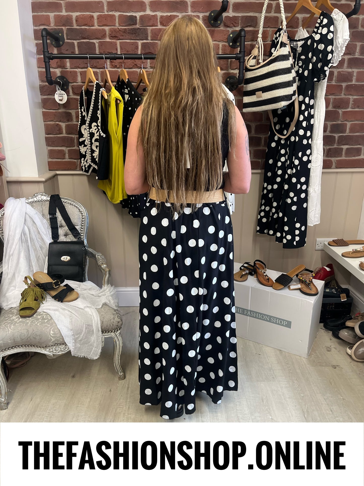 Zoe black spot skirt with belt 12-22