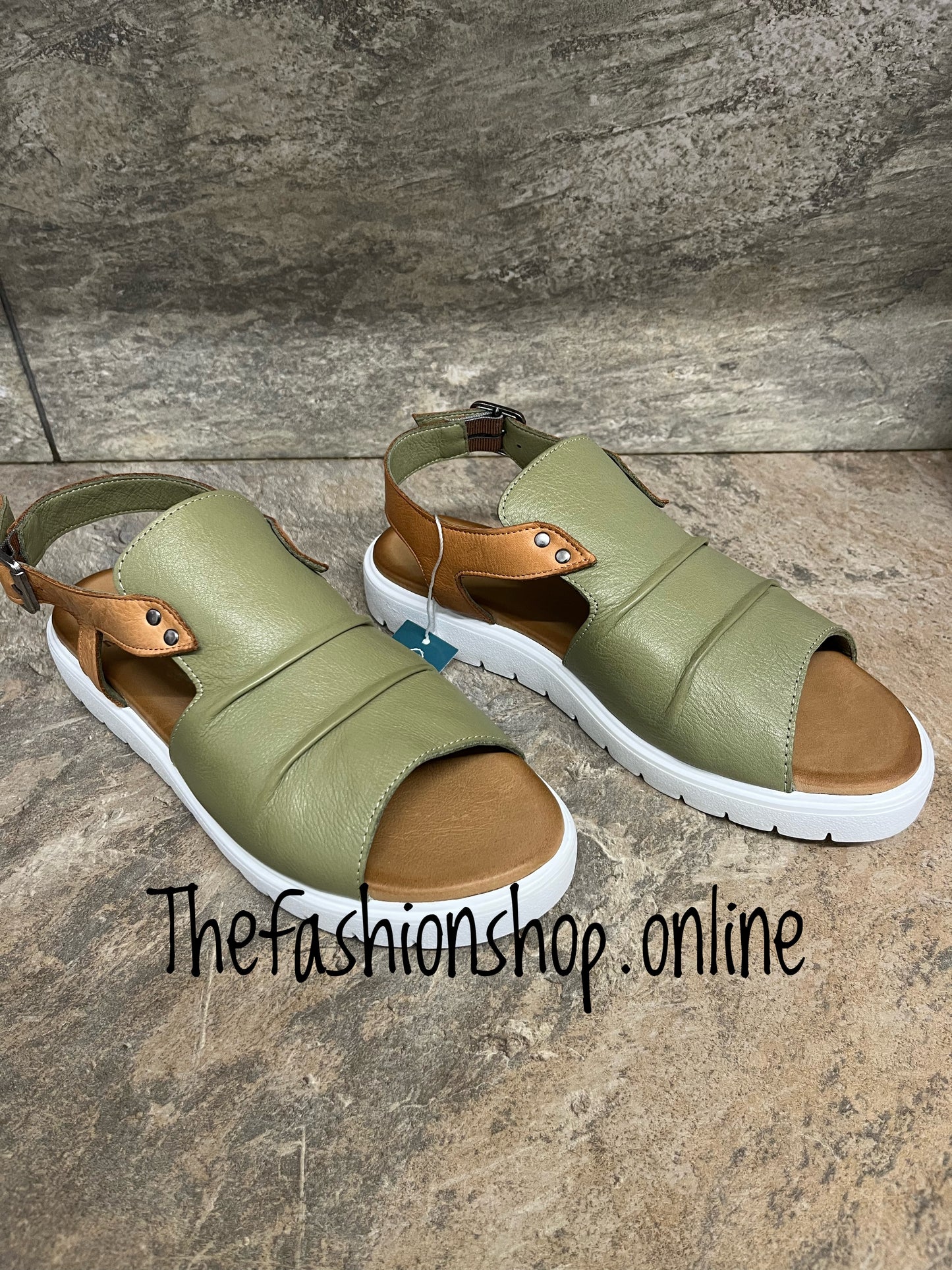 Modella Indy khaki and tan leather sandals sizes 4-8 (37-41)
