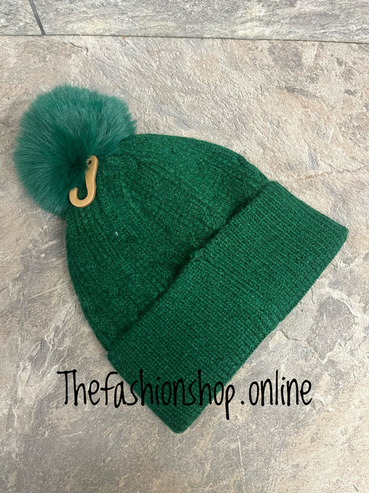 Green fine cable knit pompom hat
