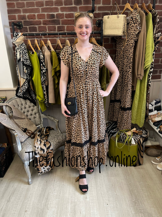 Stella Morgan leopard print maxi dress with lace detail sizes 10,12,14,16,18