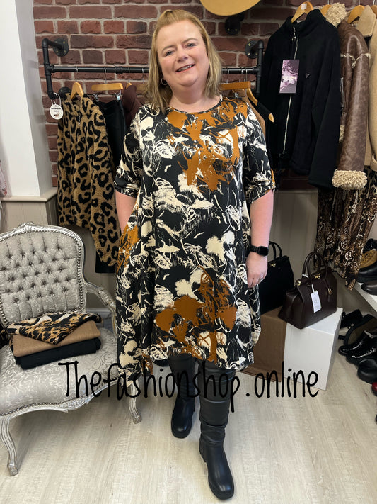 Molly camel abstract tunic dress 14-20