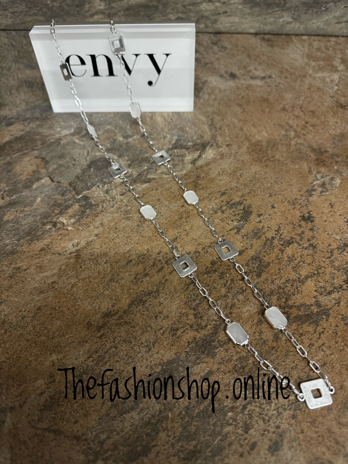 Envy silver squares with white stones necklace