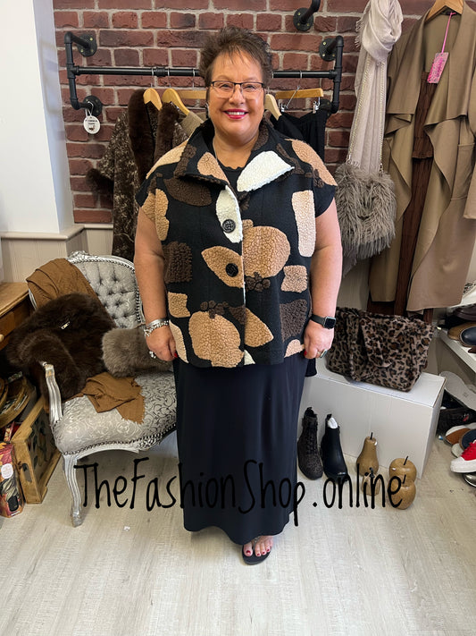 Jenny Waistcoat/ Gilet in Brown, Camel, Black, Cream 18-24