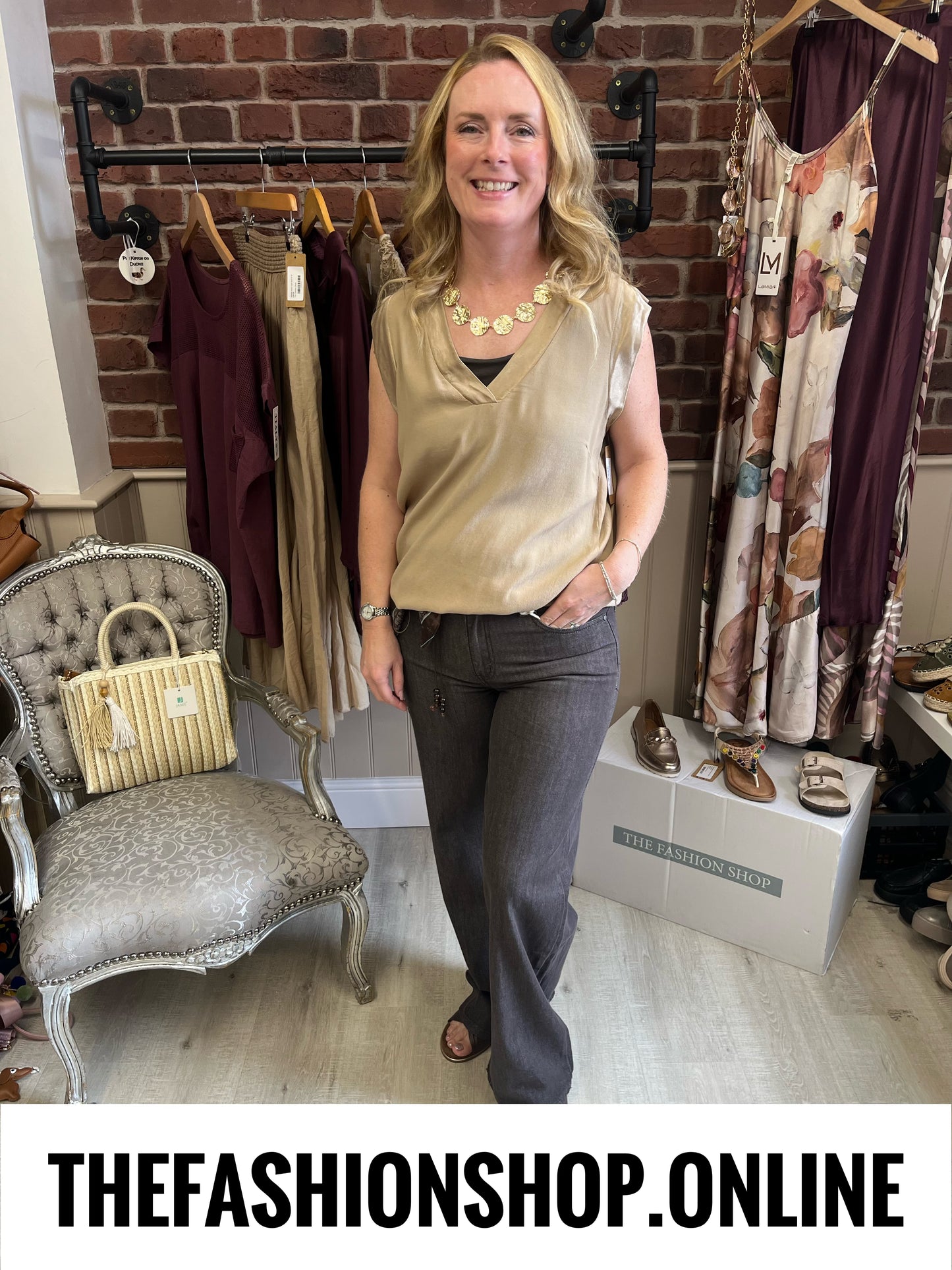 Nala sand V neck top 10-14