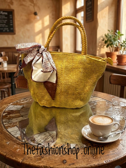 Lucy Sand woven handle bag