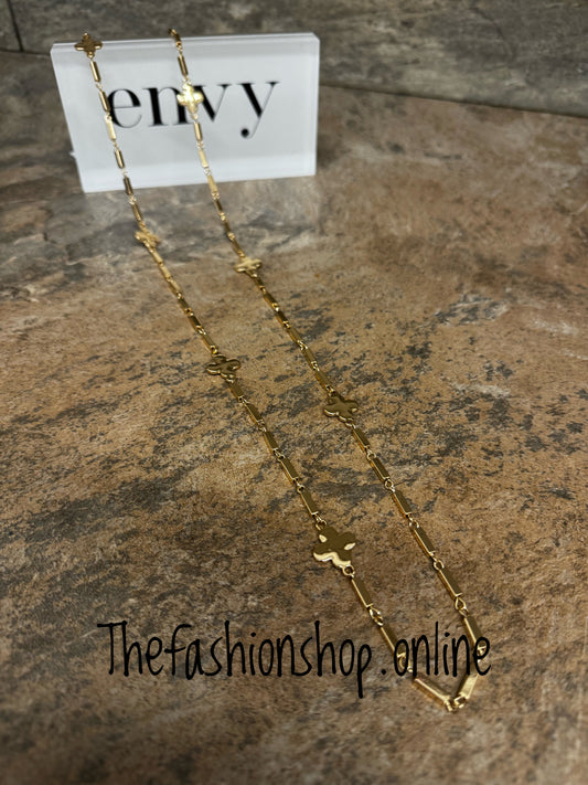 Envy long gold clover and bar necklace