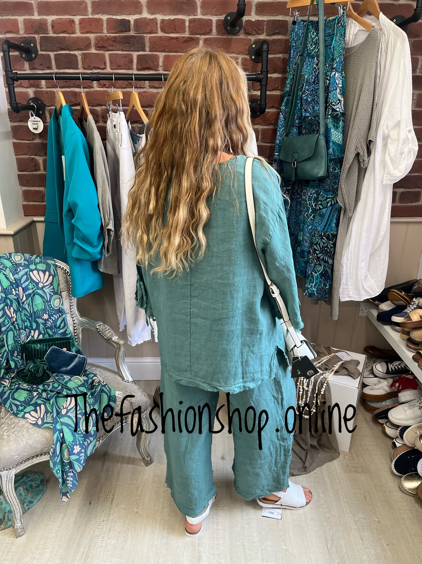 Demi teal linen raw edge top 8-14