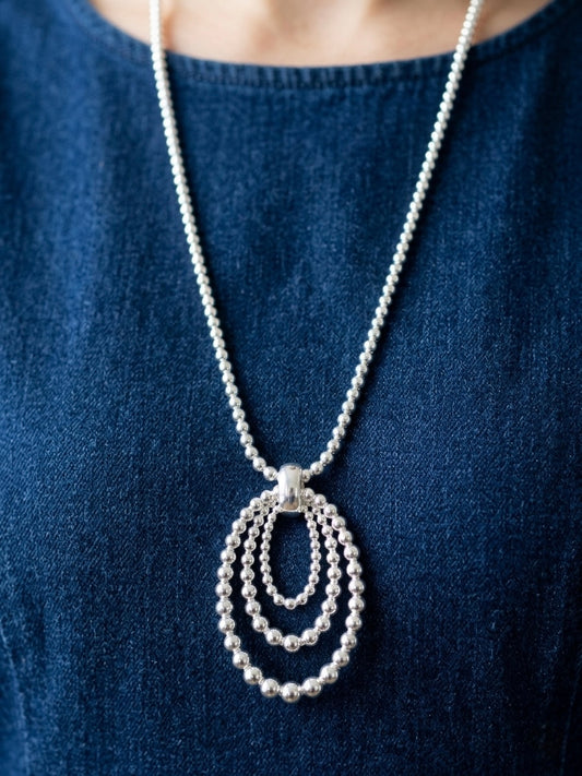 Envy silver beaded necklace with pendant