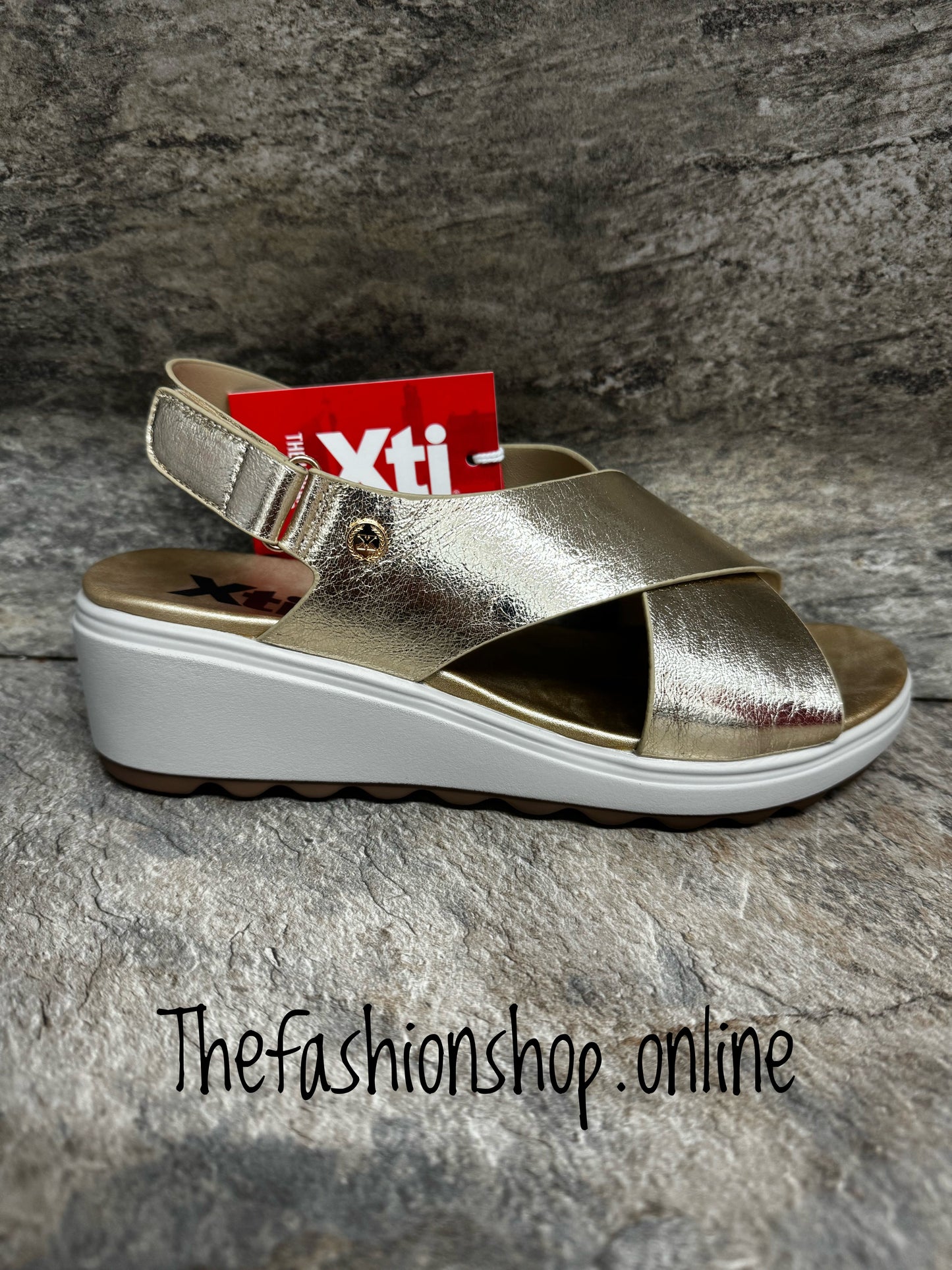 Xti Gold Criss Cross Sandals sizes 3-7