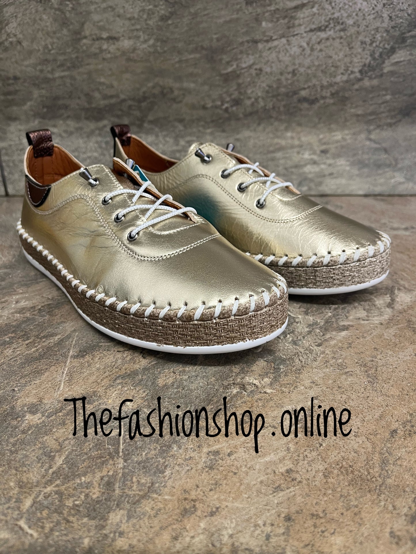 Ivy gold leather pump sizes 4-9 (37-42)