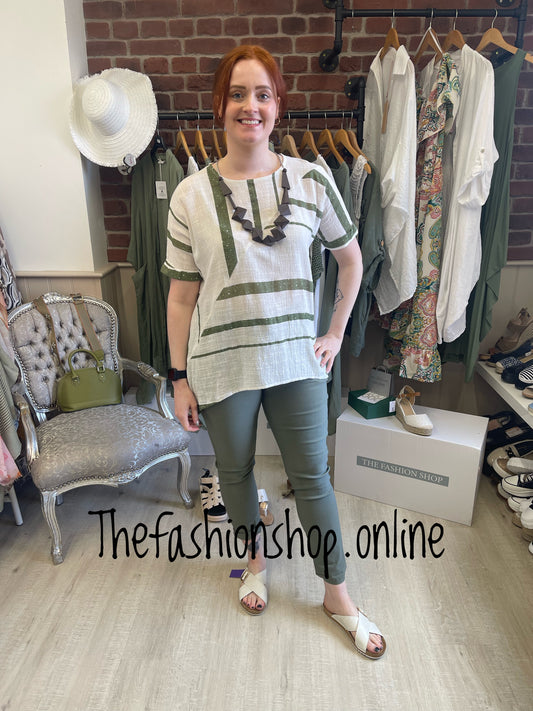 Saloos diagonal seam green cotton top with necklace sizes 10-22