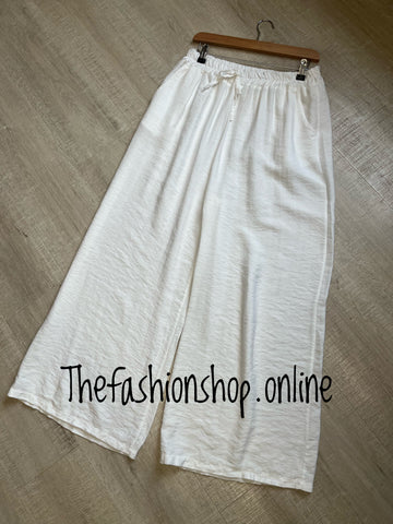 Charlie white wide leg trousers 12-16