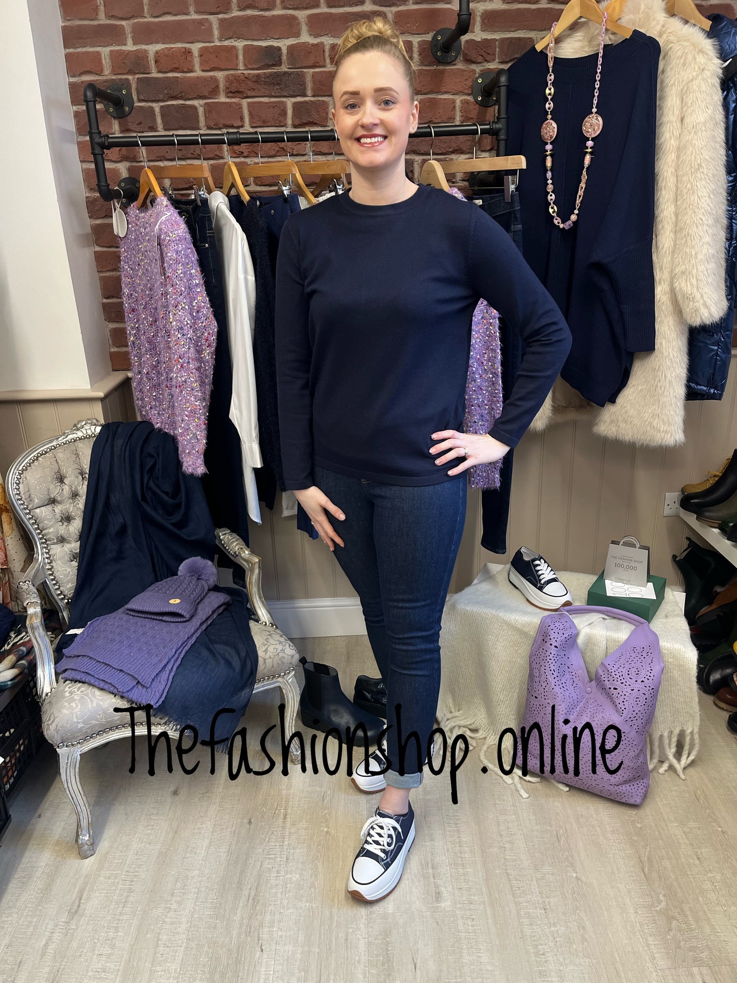 Navy round neck jumper sizes 10-16