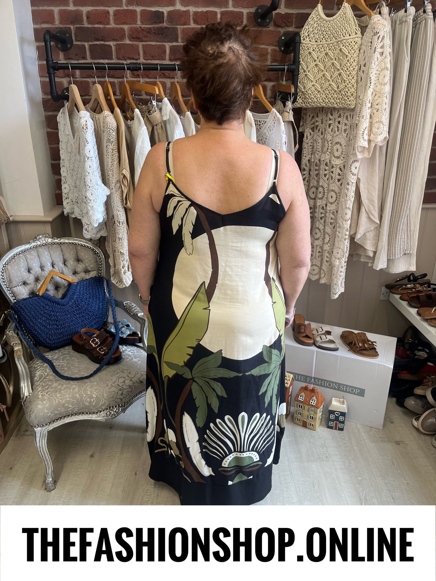 Fly Out Scenic Palm Tree Strappy Linen Mix Dress in Black 12-18