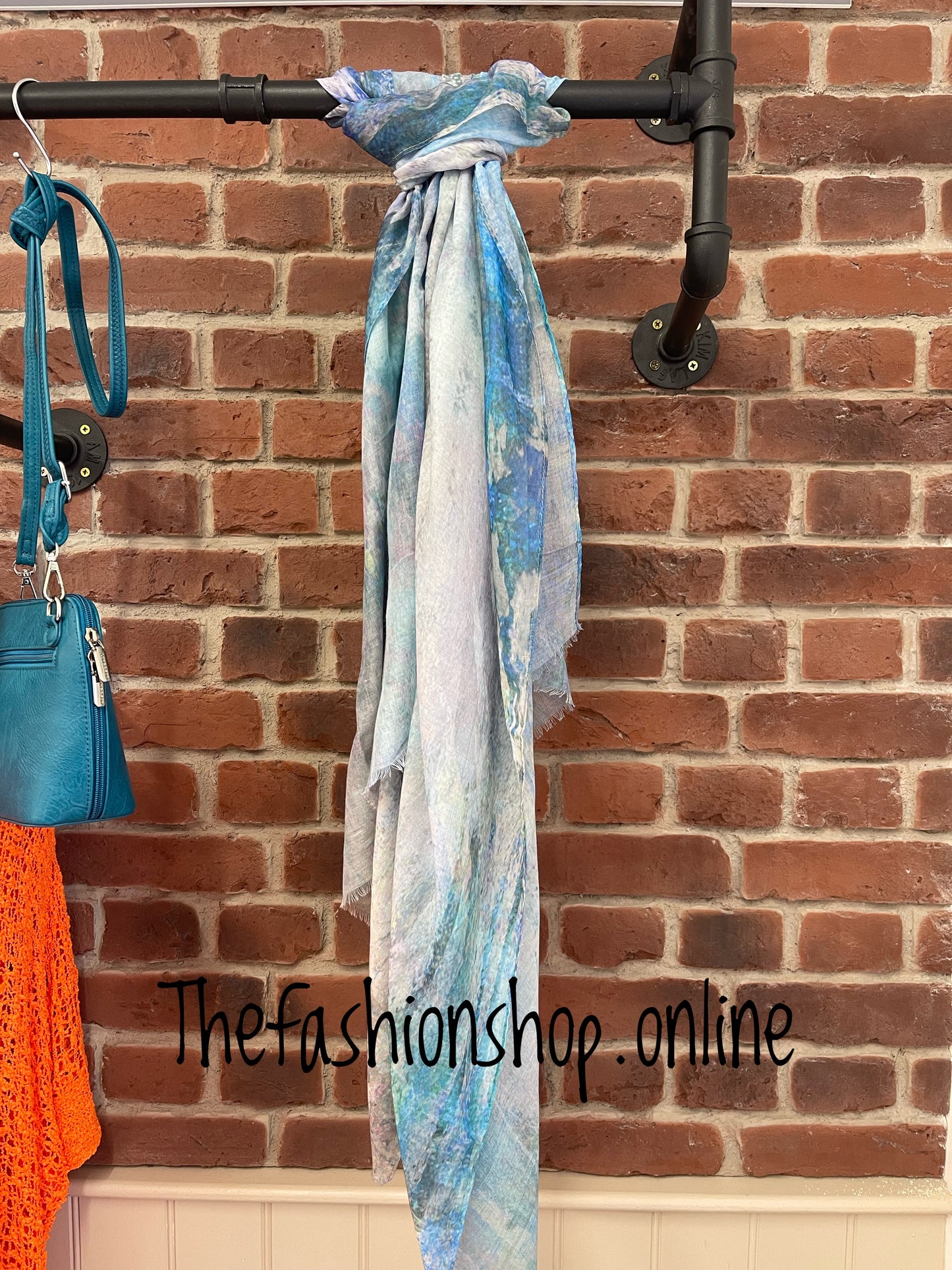 Sea breeze scarf